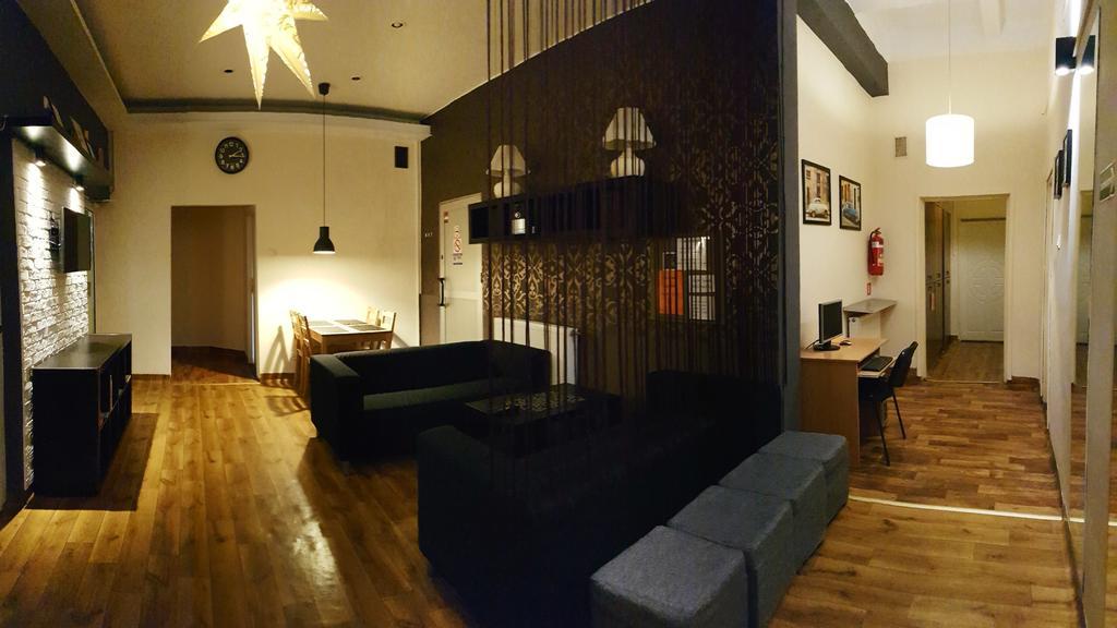 Hostel Orange Plus Torun Exterior foto